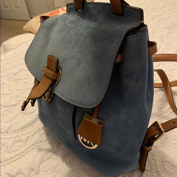 Sold‼️Michael Kors backpack 🎒 - Picture 2 of 14